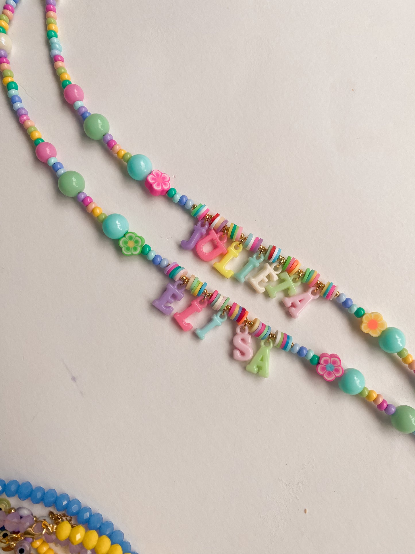 Collar & Pulsera Personalizable con Nombre – ¡Luce tu estilo único!