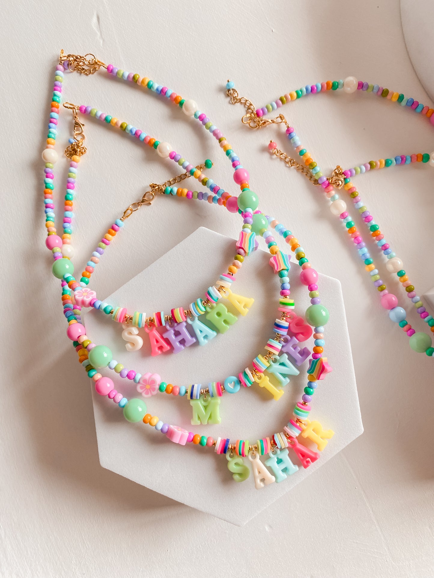Collar & Pulsera Personalizable con Nombre – ¡Luce tu estilo único!