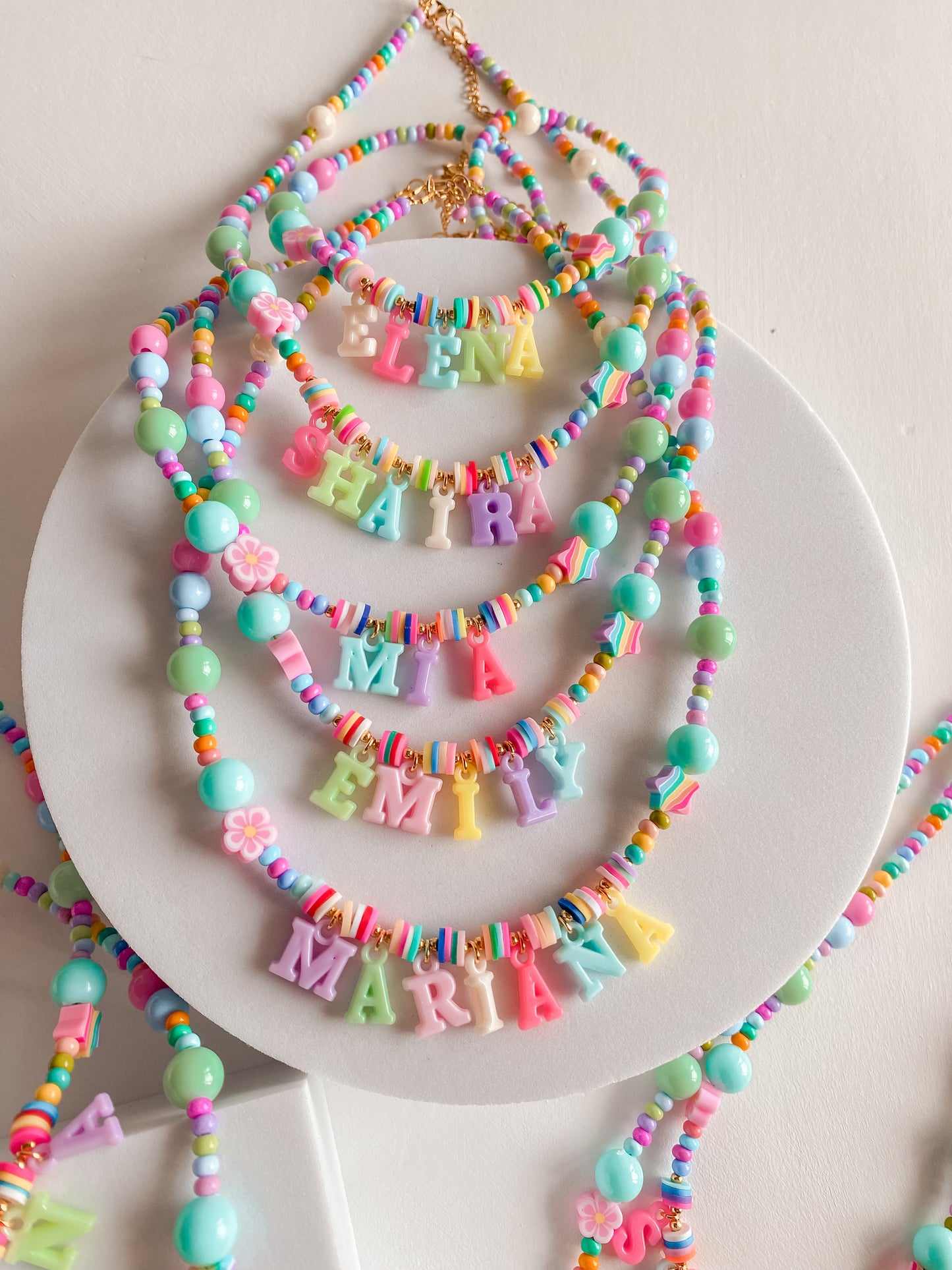 Collar & Pulsera Personalizable con Nombre – ¡Luce tu estilo único!