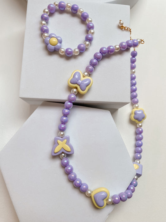 Set de Collar y Pulsera “Dulce Fantasía”